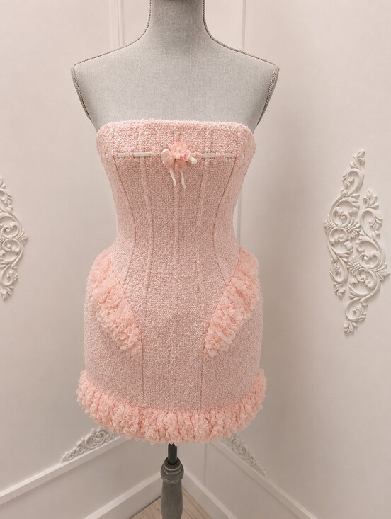 Lacemade Dresses & Skirts - Lacemade Strapless Pink Tweed Mini Dress with Ruffle Trim